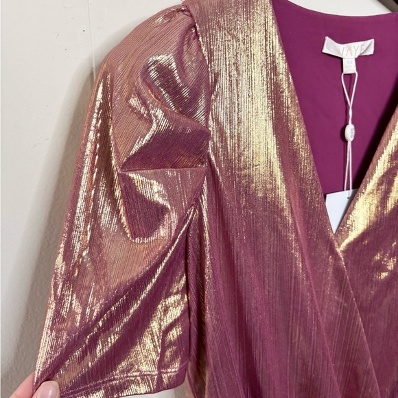 Wayf Emmi metallic purple gold puff sleeve shimmer bodysuit v neck size XS new - Picture 10 of 10